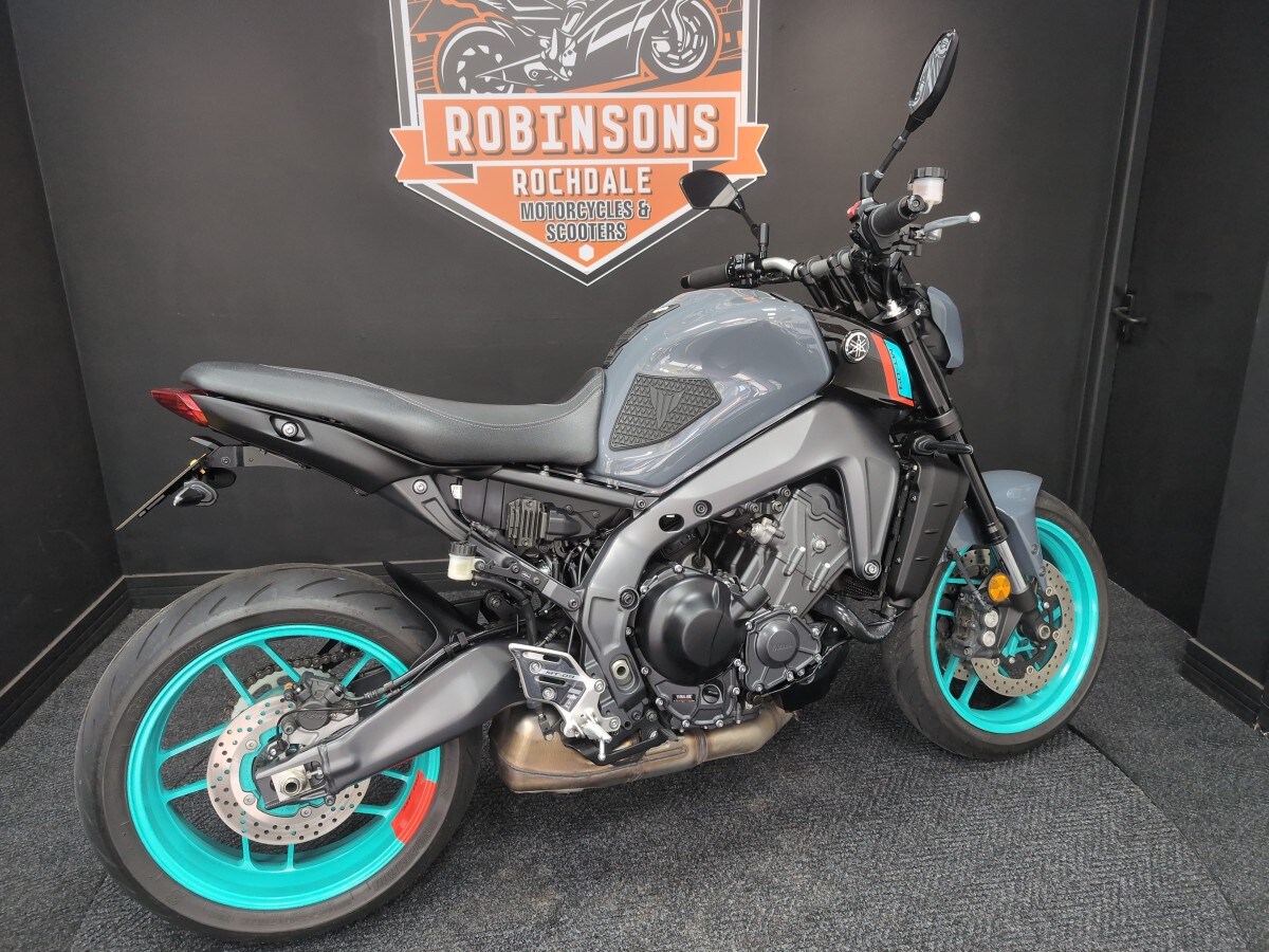 Yamaha MT-09 (MTN890)