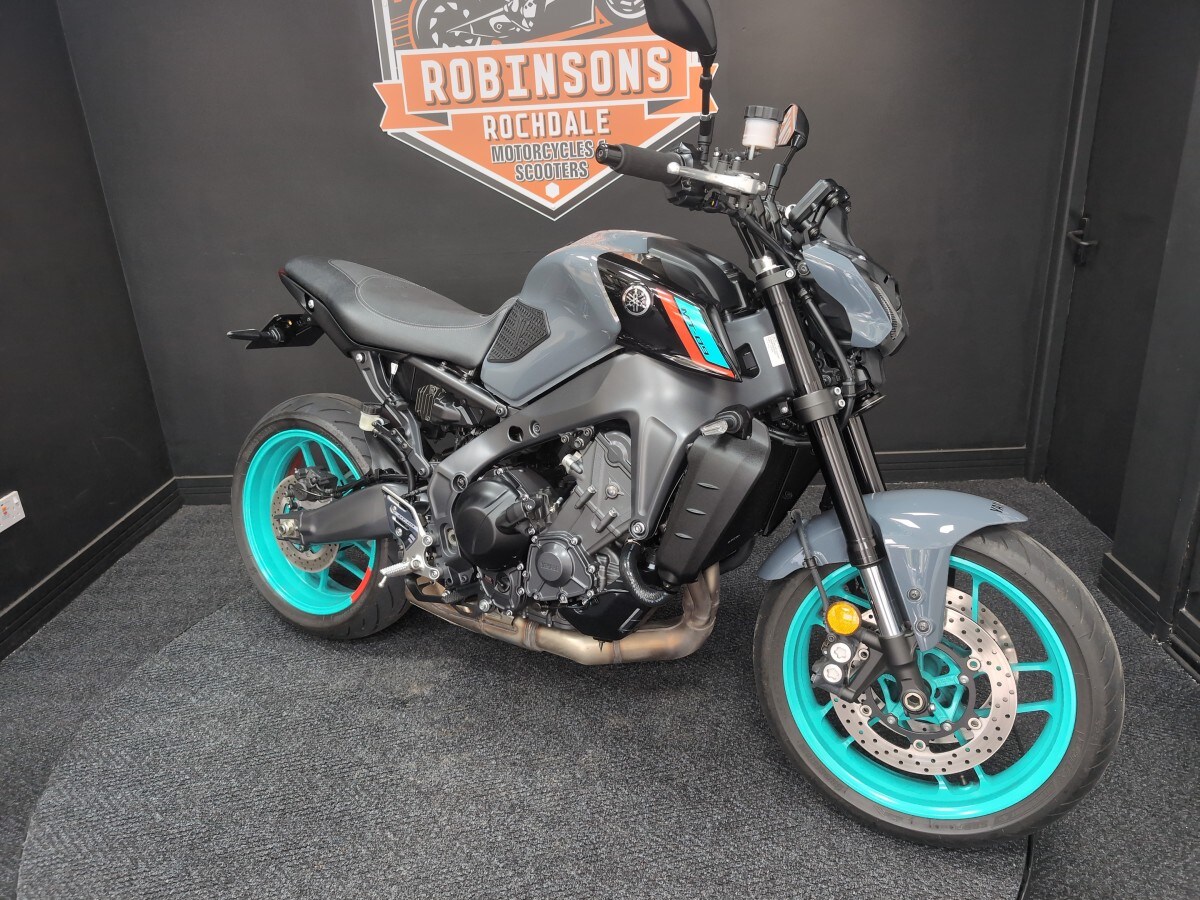 Yamaha MT-09 (MTN890)