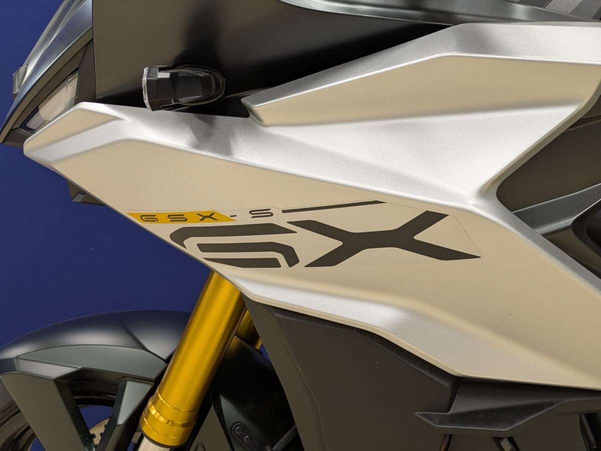 Suzuki GSXS 1000 GX+