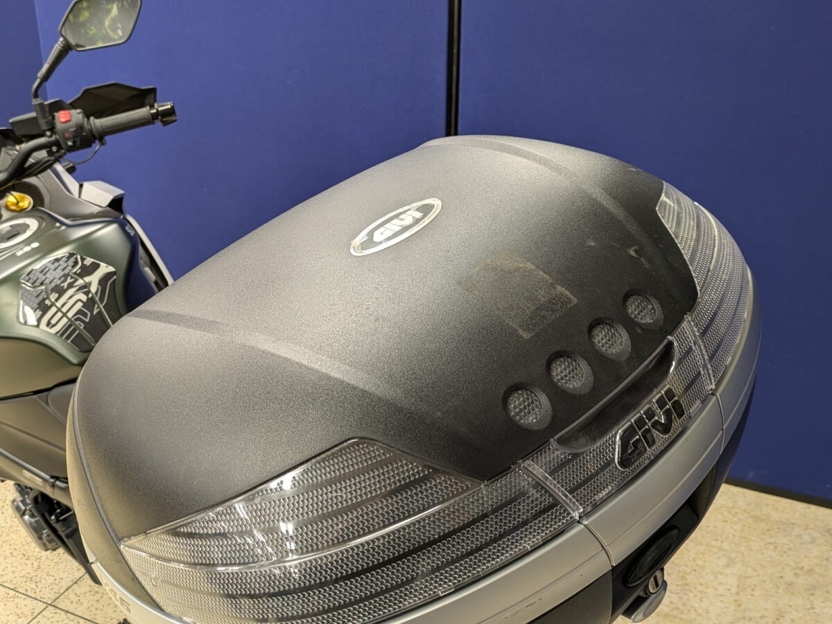 Suzuki GSXS 1000 GX+