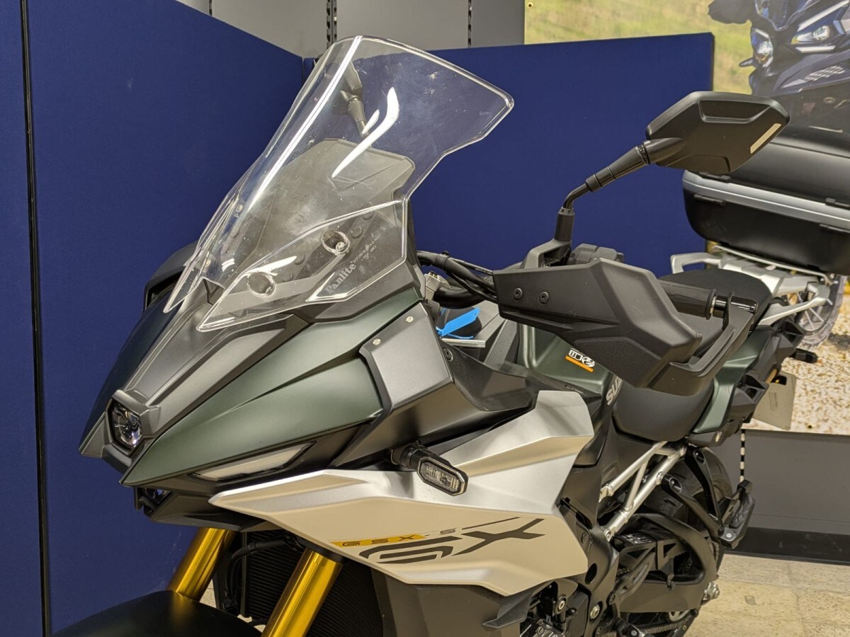 Suzuki GSXS 1000 GX+