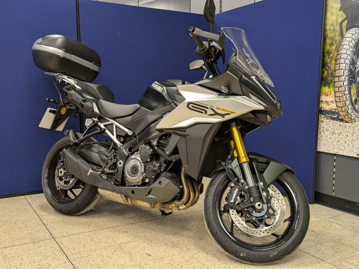 Suzuki GSXS 1000 GX+