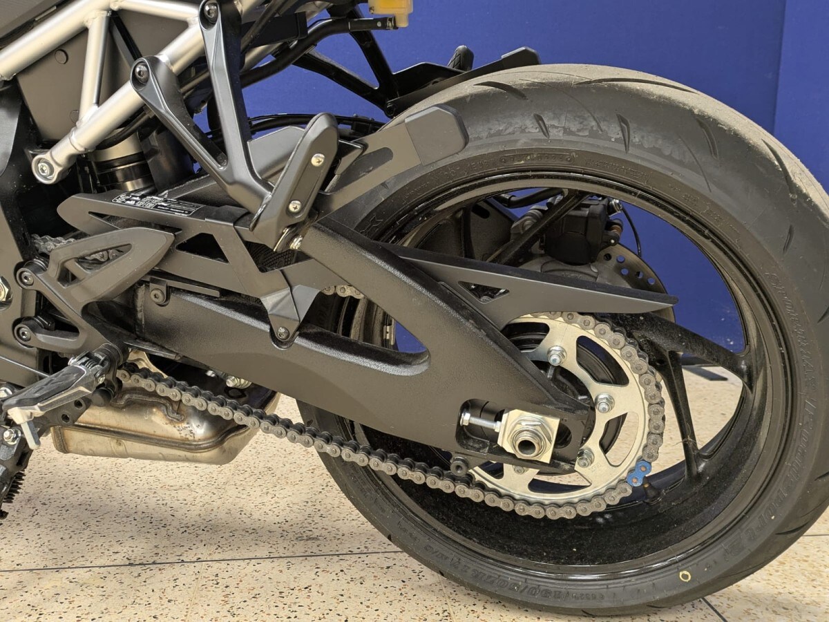 Suzuki GSXS 1000 GX+