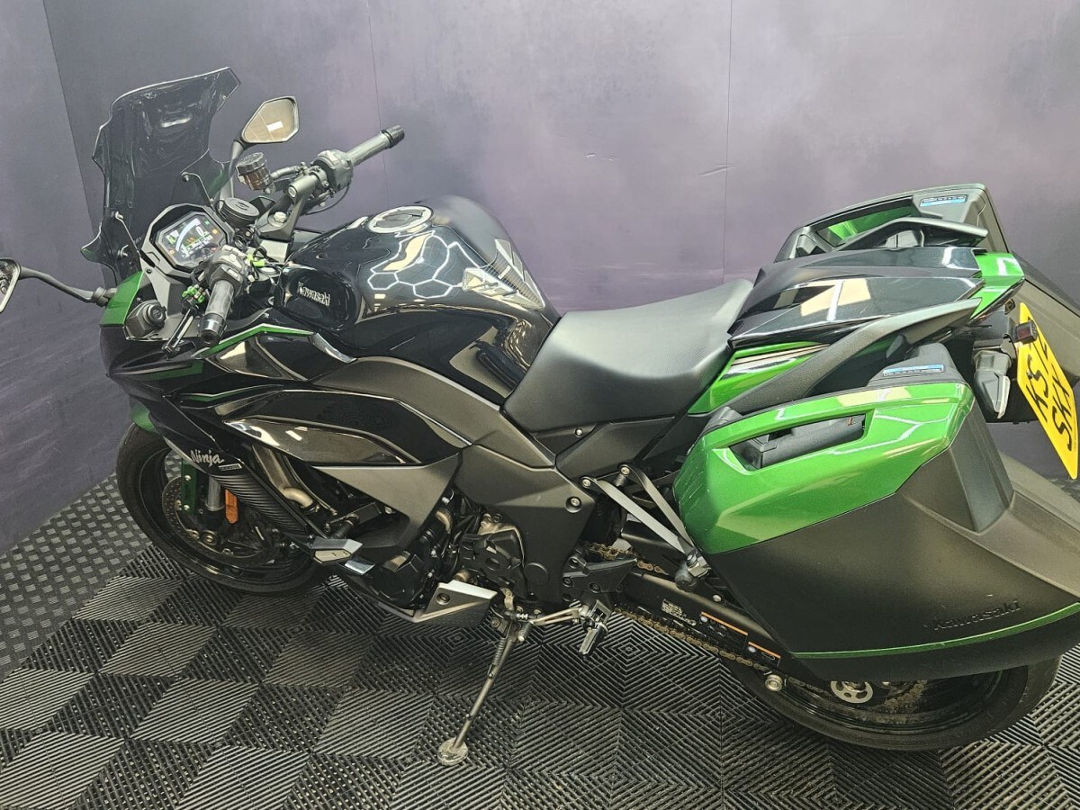 Kawasaki ZX 1002 KPFAN