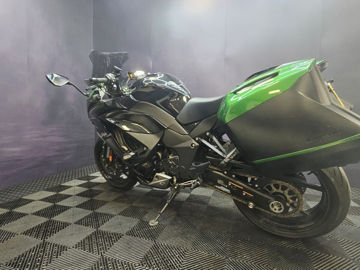 Kawasaki ZX 1002 KPFAN