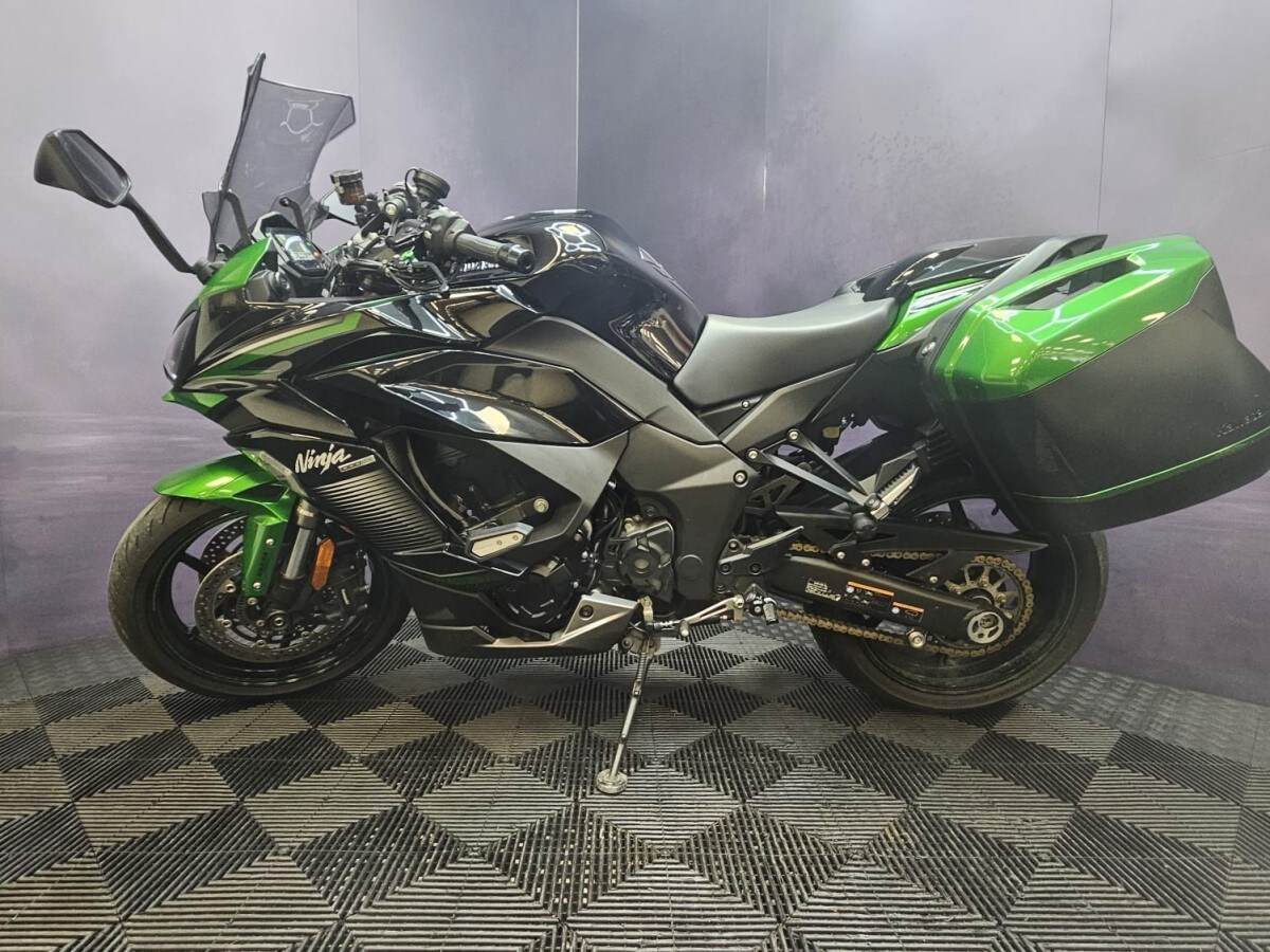 Kawasaki ZX 1002 KPFAN