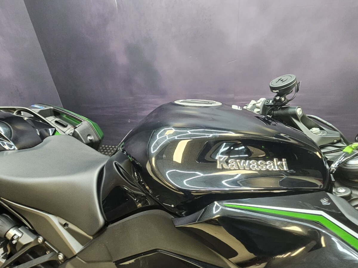 Kawasaki ZX 1002 KPFAN