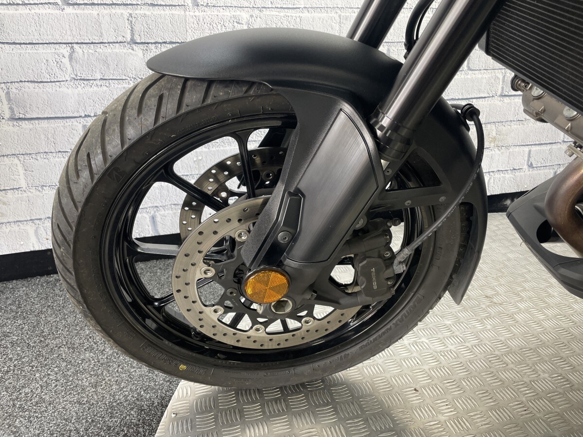 Suzuki DL 1050 RQM0 V-STROM