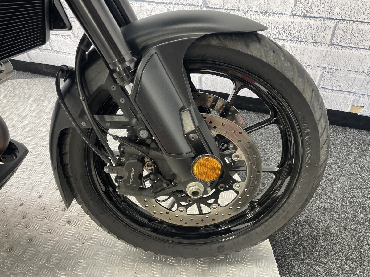 Suzuki DL 1050 RQM0 V-STROM