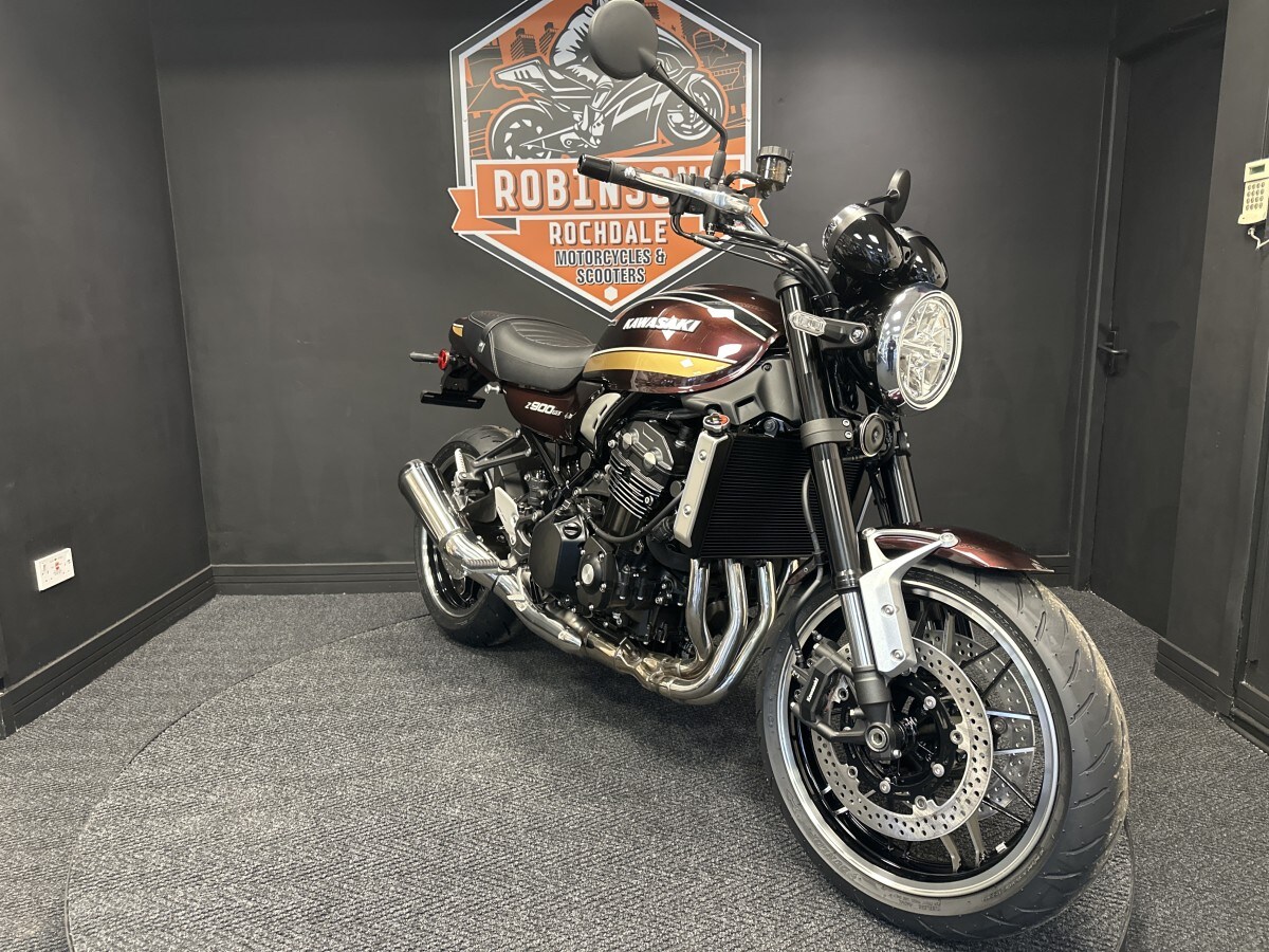 Kawasaki Z900RS