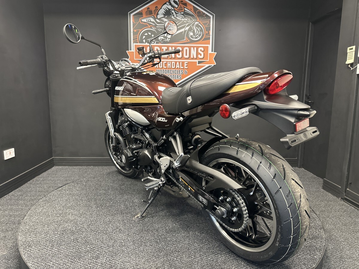 Kawasaki Z900RS