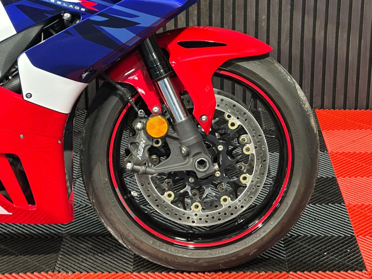 Used Honda CBR1000RR-R FIREBLADE for sale - 78904567: Photo 15