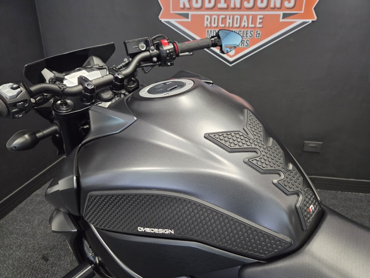 Suzuki GSXS 750 Z AL8