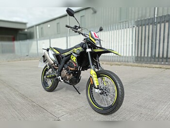 Used Mondial SMX Motard 125cc ABS undefined for sale - bike-77870063: Photo