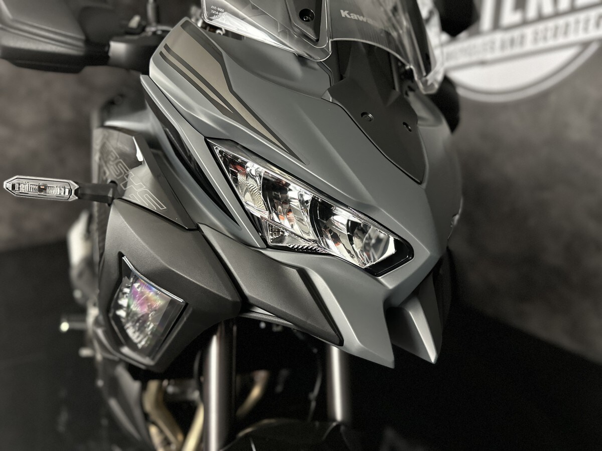 Kawasaki Versys 1000 SE KLZ1000DRFNN BK1