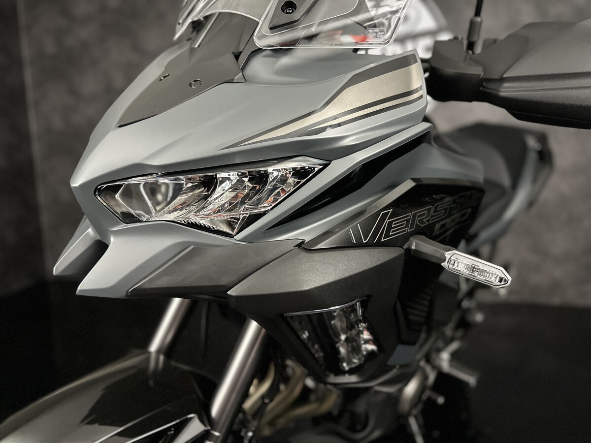 Kawasaki Versys 1000 SE KLZ1000DRFNN BK1