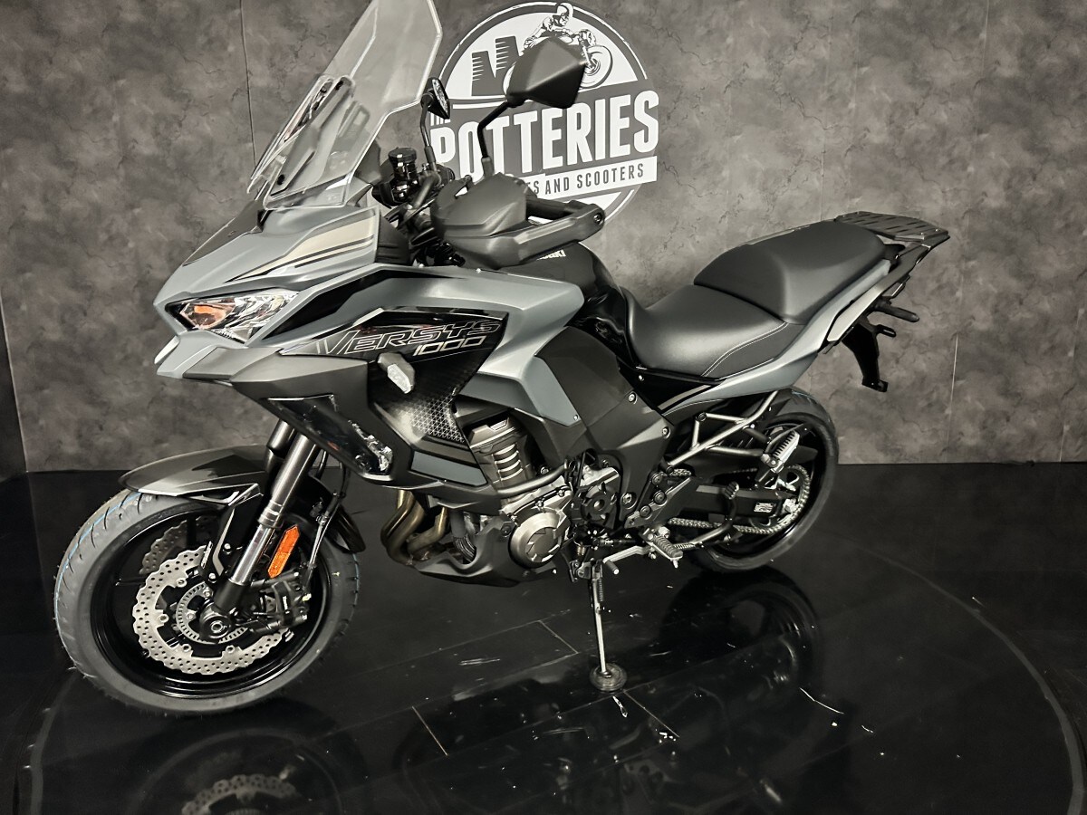 Kawasaki Versys 1000 SE KLZ1000DRFNN BK1