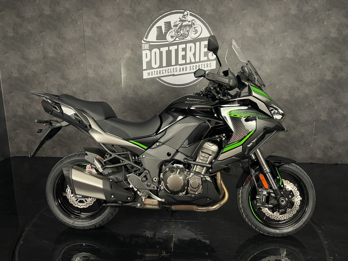 Kawasaki Versys 1000 SE KLZ1000DRFNN BK1