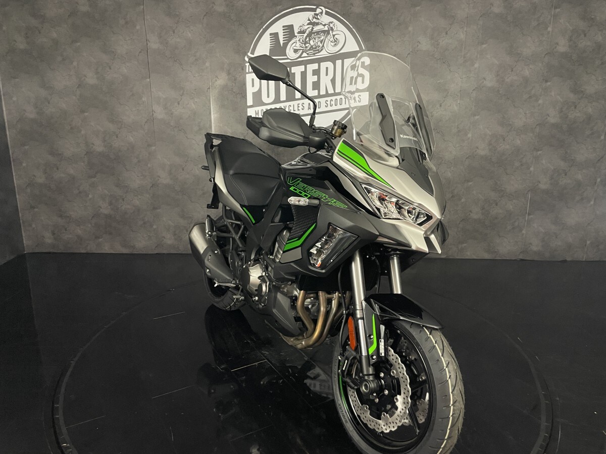 Kawasaki Versys 1000 SE KLZ1000DRFNN BK1