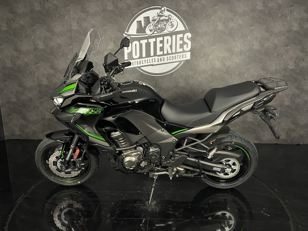 Kawasaki Versys 1000 SE KLZ1000DRFNN BK1