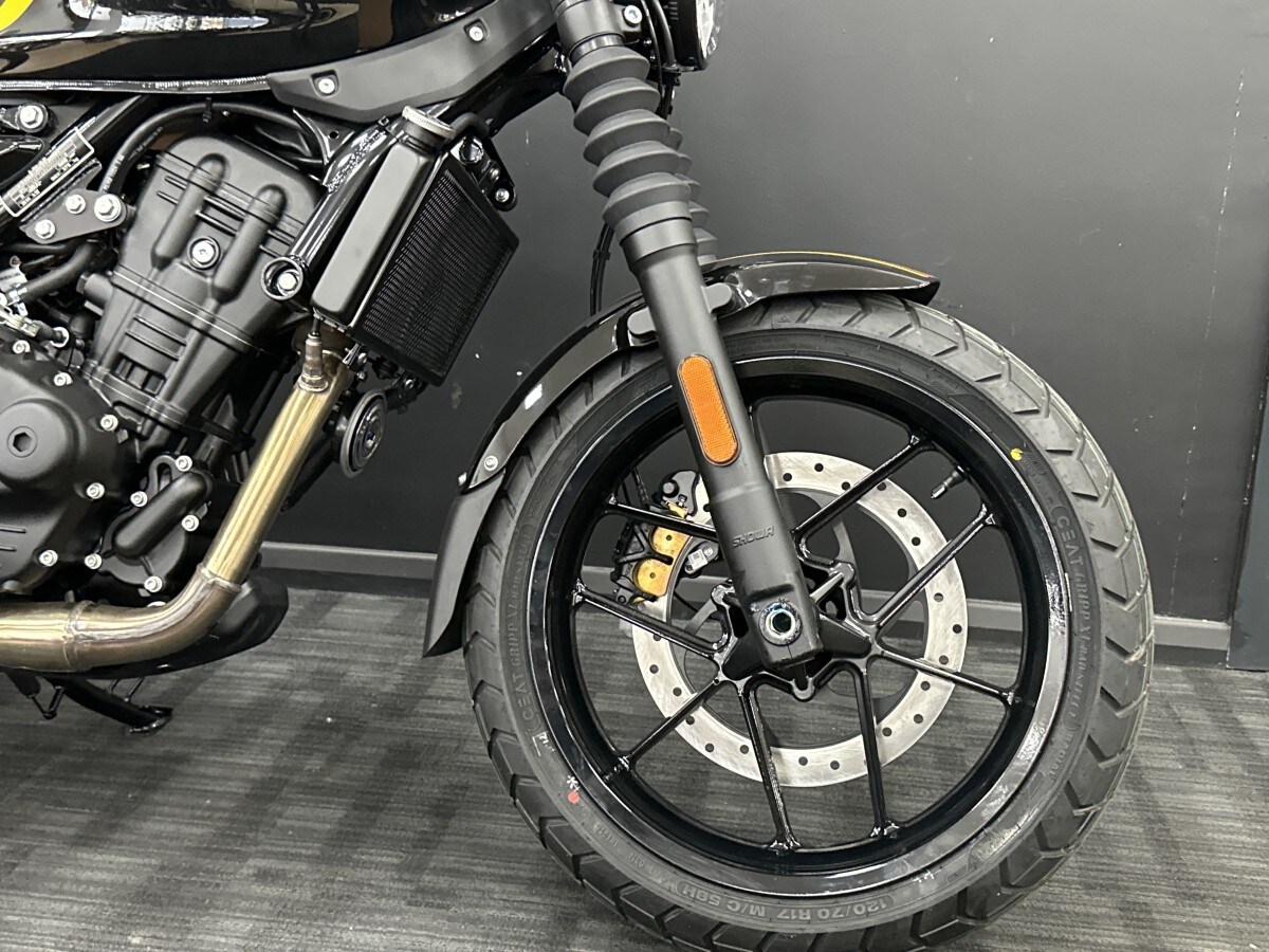 Royal Enfield GUERRILLA 450