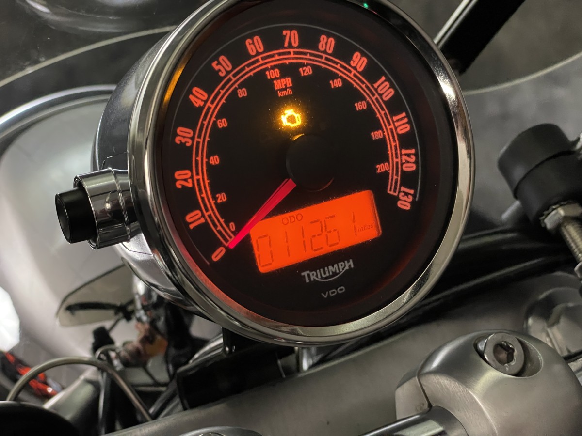 Triumph BONNEVILLE AMERICA