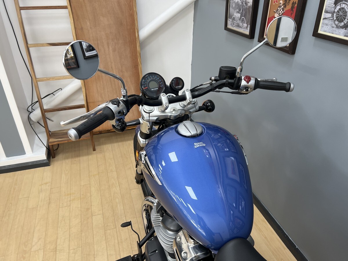 Royal Enfield SUPER METEOR 650 Astral