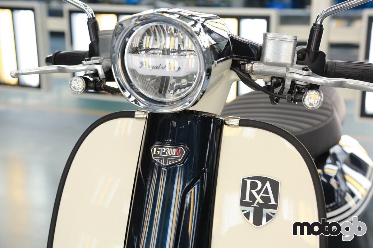 Royal Alloy GP 300 SE