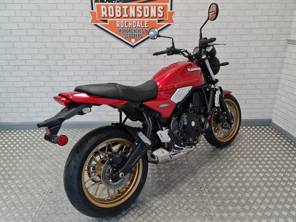 Kawasaki Z650 RS ER650RRFBB RD1