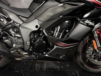 Used Kawasaki ZX 1002 KPFAN 2024 for sale - bike-77868766: Photo