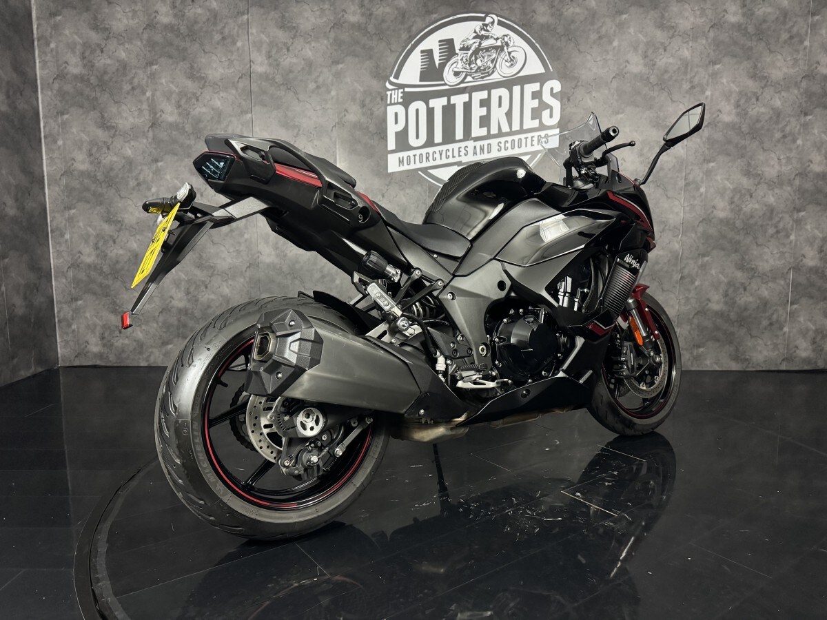 Kawasaki ZX 1002 KPFAN