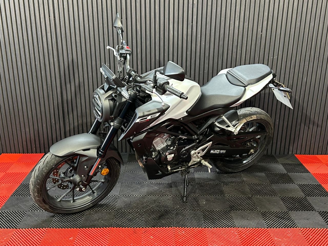 Used Honda CB125R for sale - 78434779: Photo 10