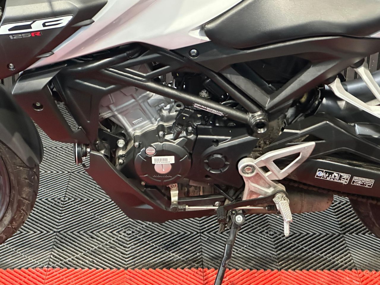 Used Honda CB125R for sale - 78434779: Photo 19