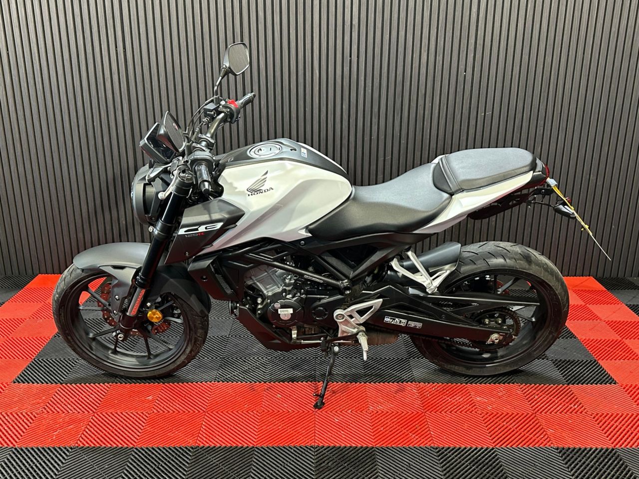 Used Honda CB125R for sale - 78434779: Photo 9