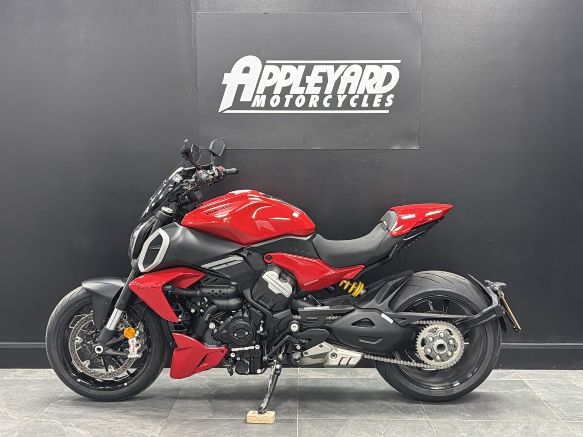 Ducati DIAVEL V4