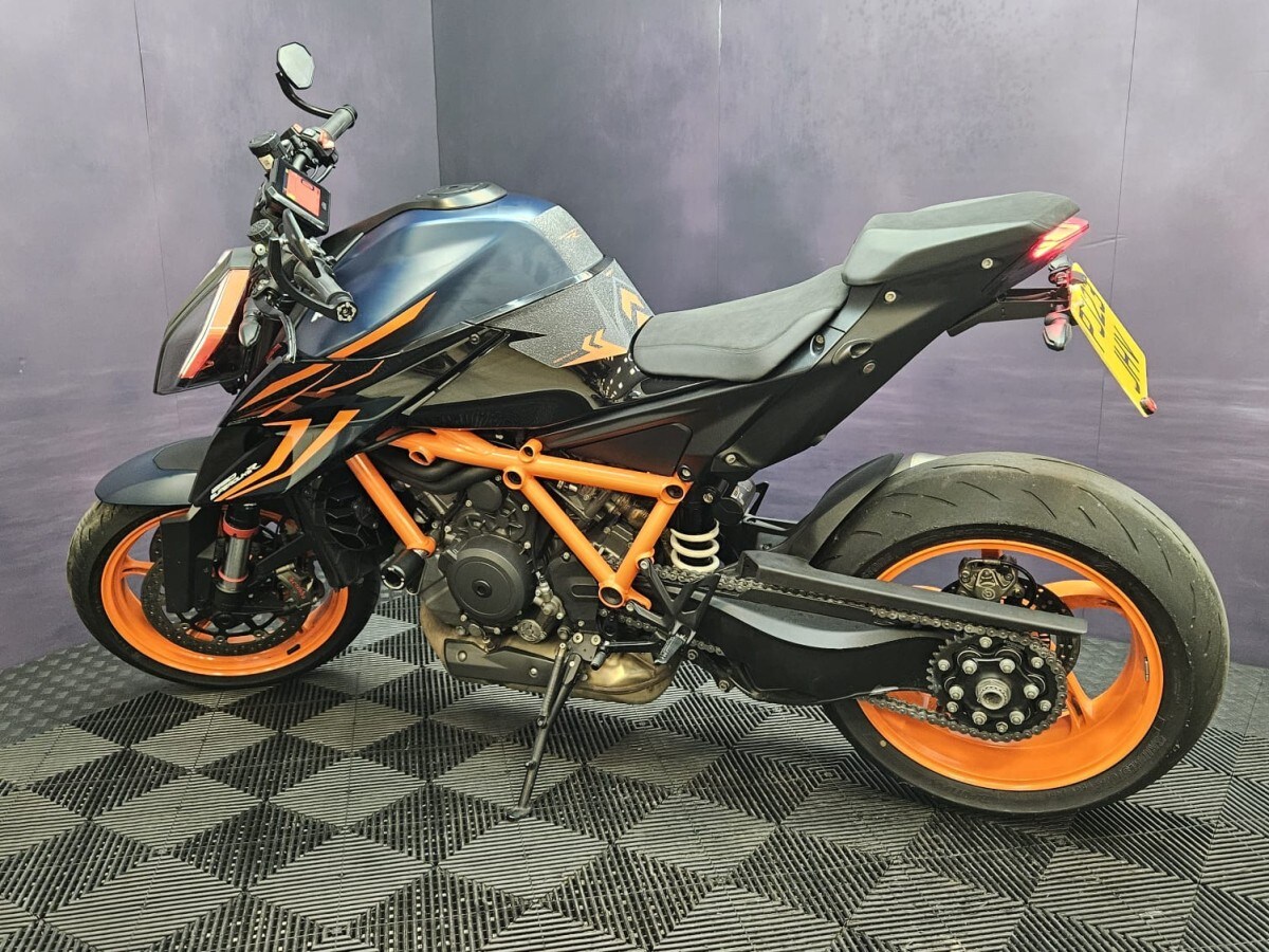 KTM 1290 SUPERDUKE R