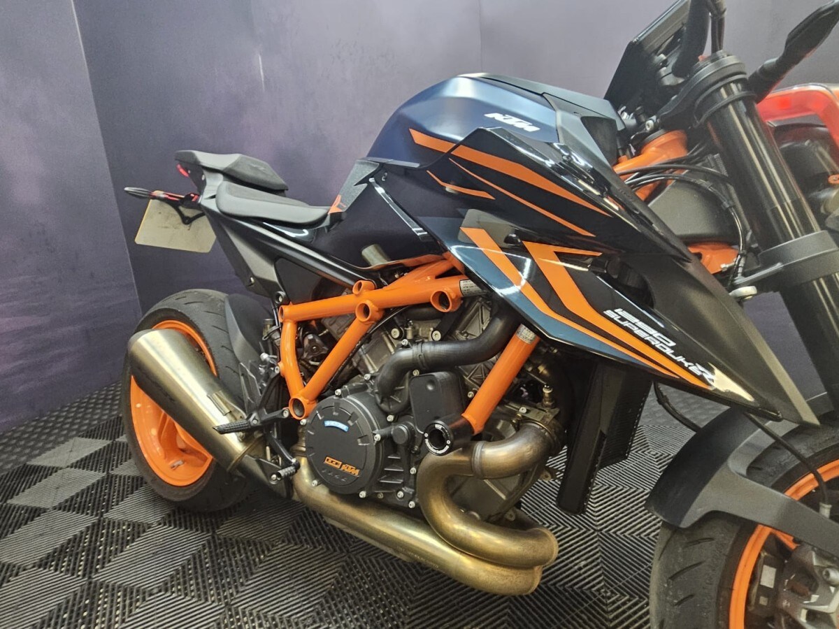 KTM 1290 SUPERDUKE R