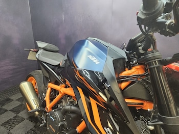 Used KTM 1290 SUPERDUKE R 2023 for sale - bike-78165217: Photo