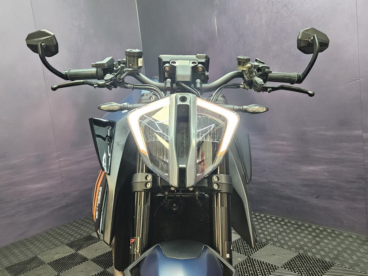 KTM 1290 SUPERDUKE R