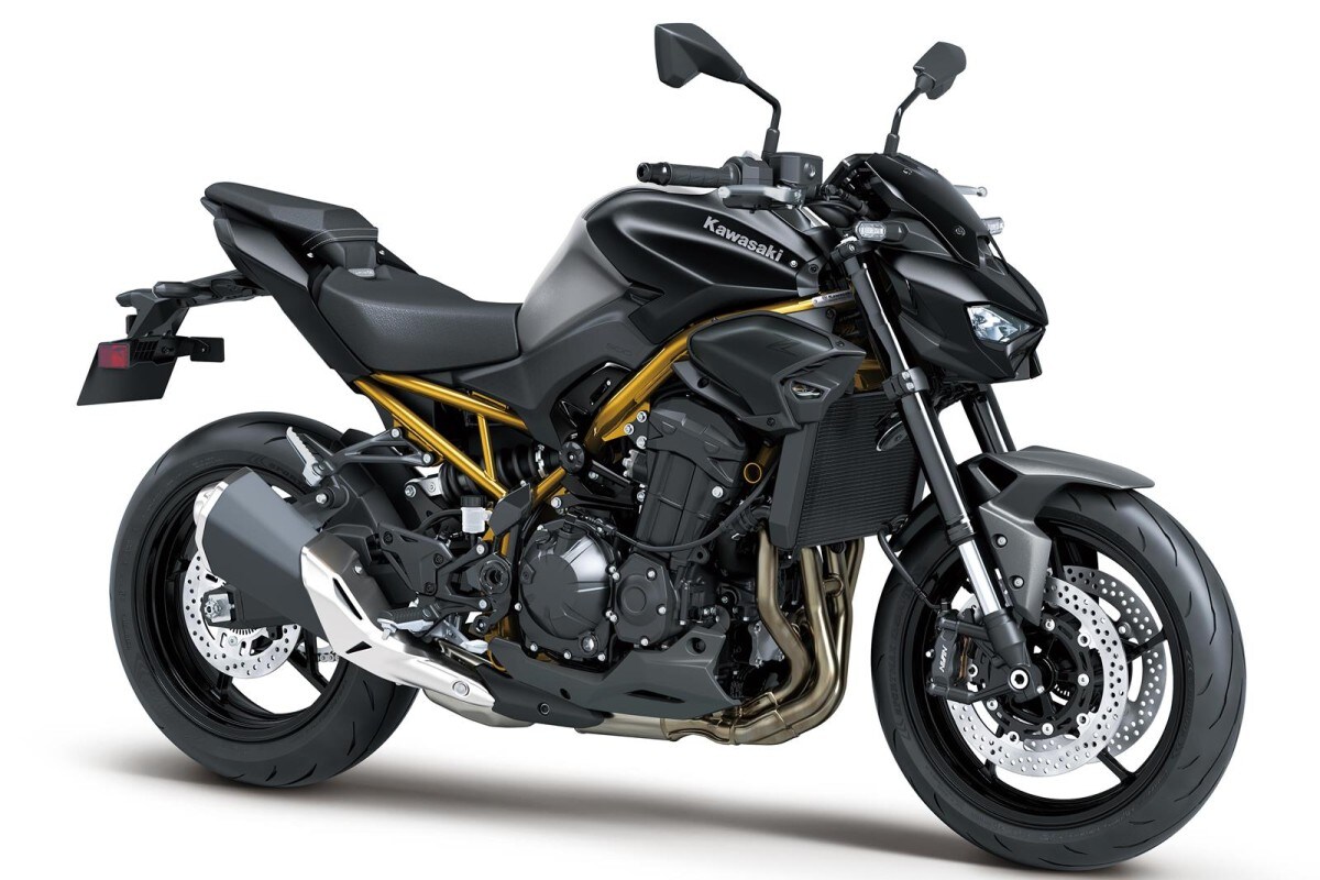 Kawasaki Z900 ZR900STFNN