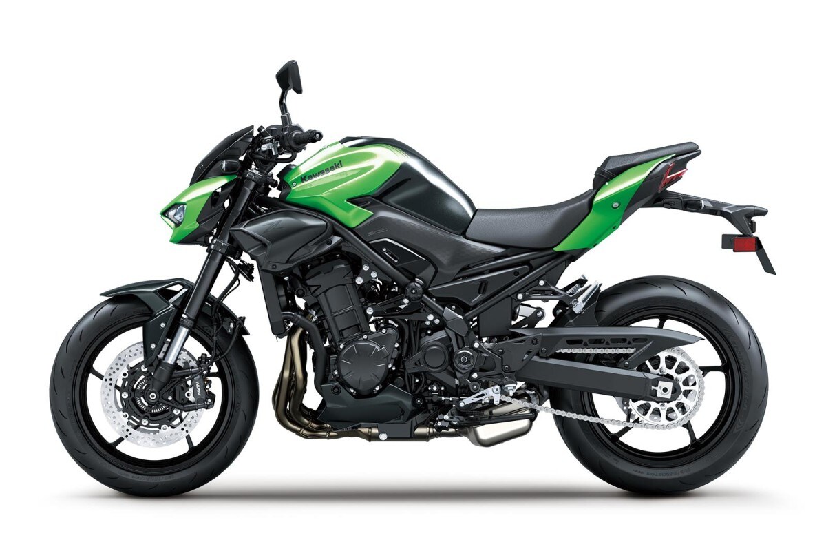Kawasaki Z900 ZR900STFNN