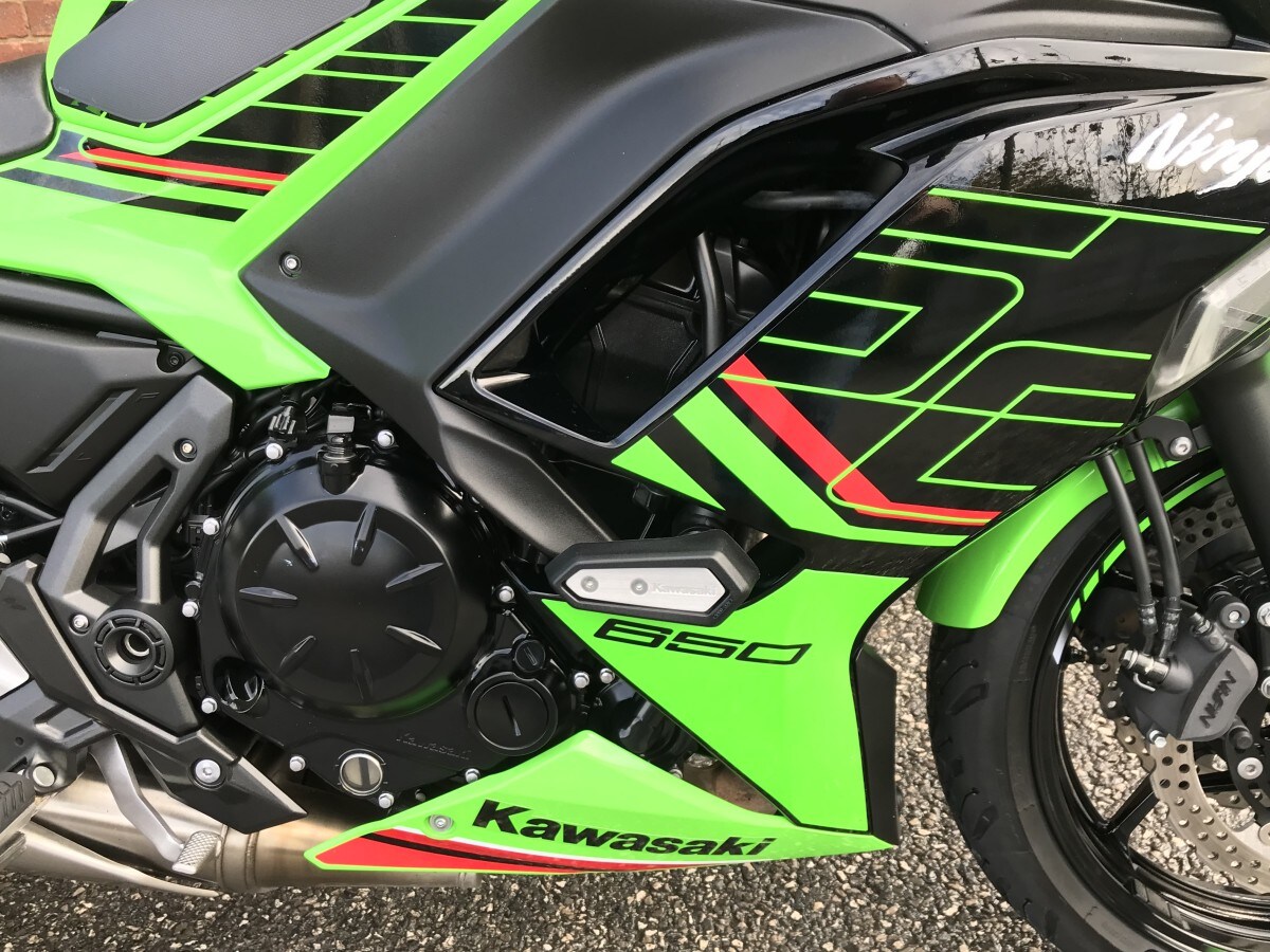 Kawasaki Ninja 650 Tourer EX650SPFAN
