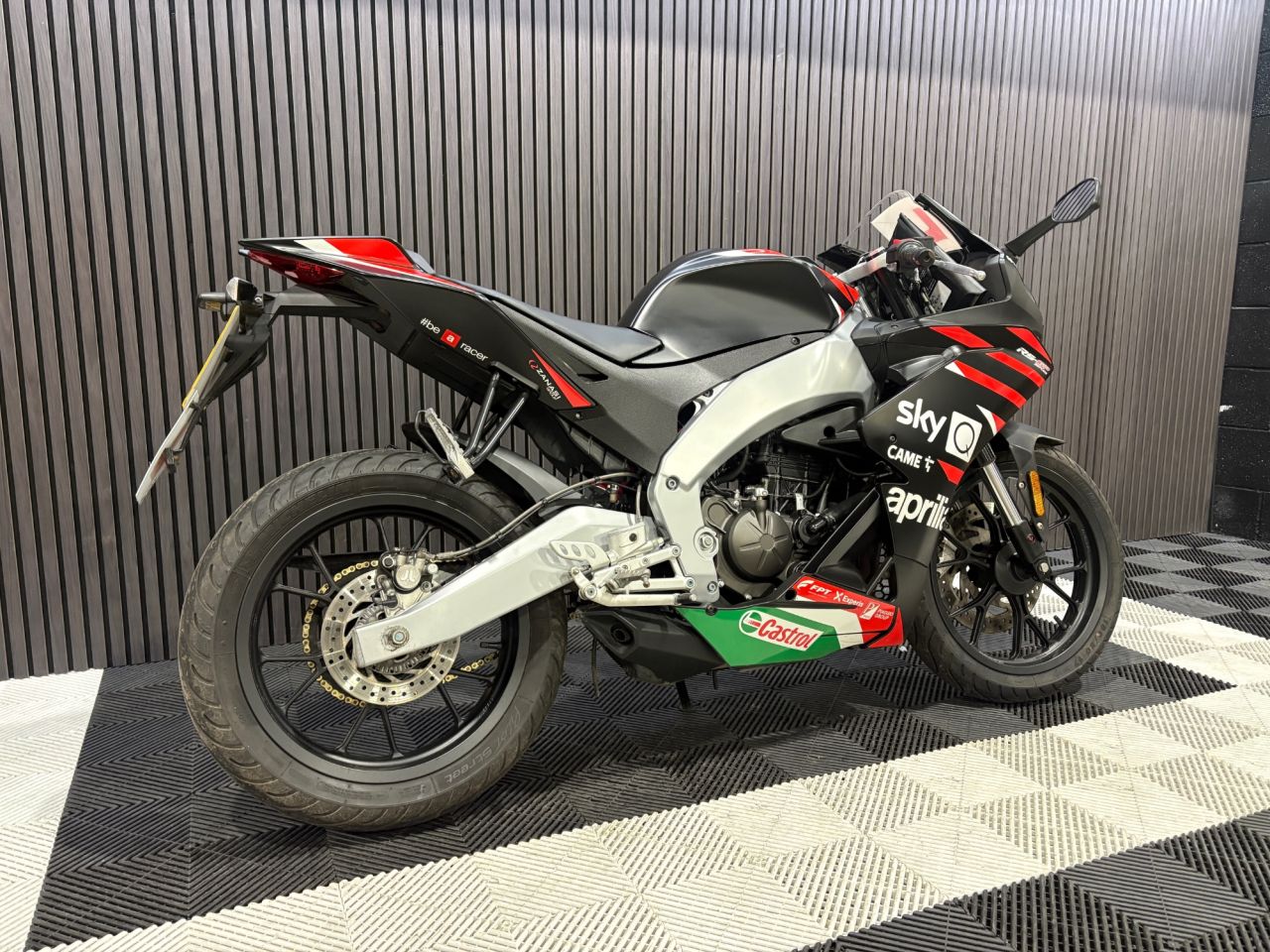 Used Aprilia RS125 for sale - 78748539: Photo 4