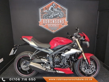 Used Triumph STREET TRIPLE ABS 2016 for sale - bike-77867925: Photo