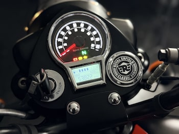 Used Royal Enfield CLASSIC 350 E5 2022 for sale - bike-78165098: Photo