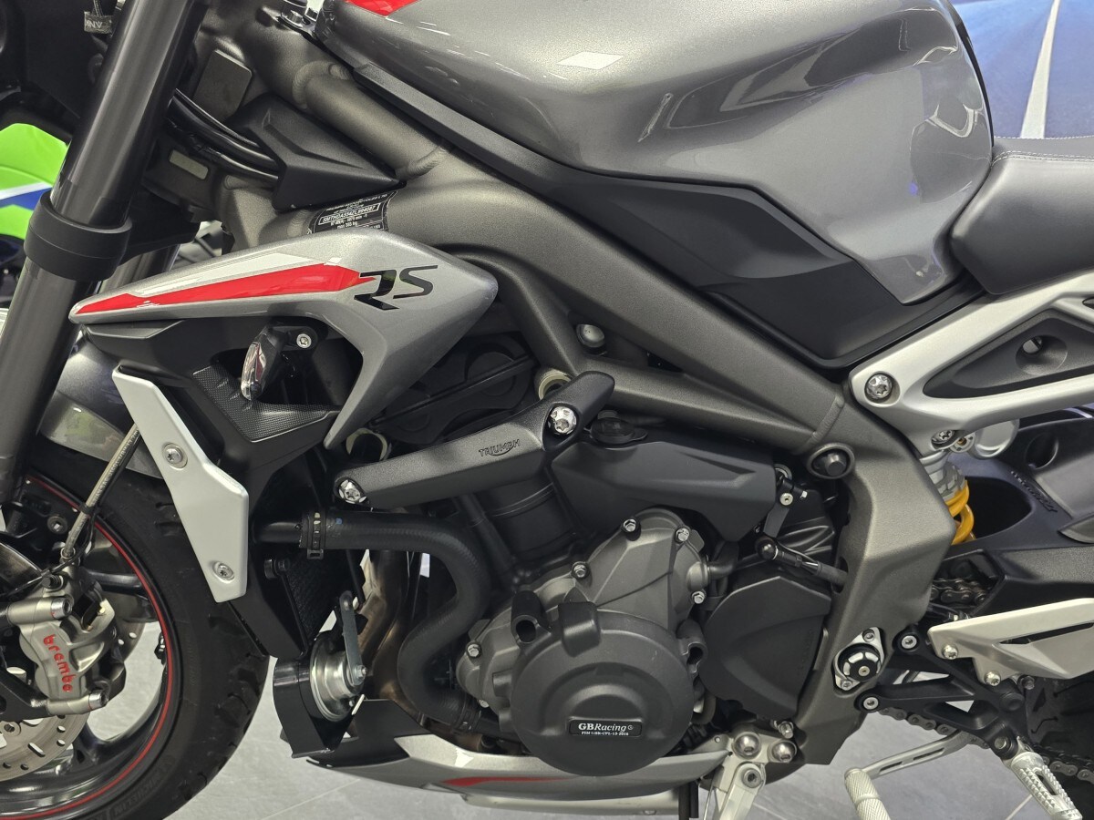 Triumph STREET TRIPLE 765 RS