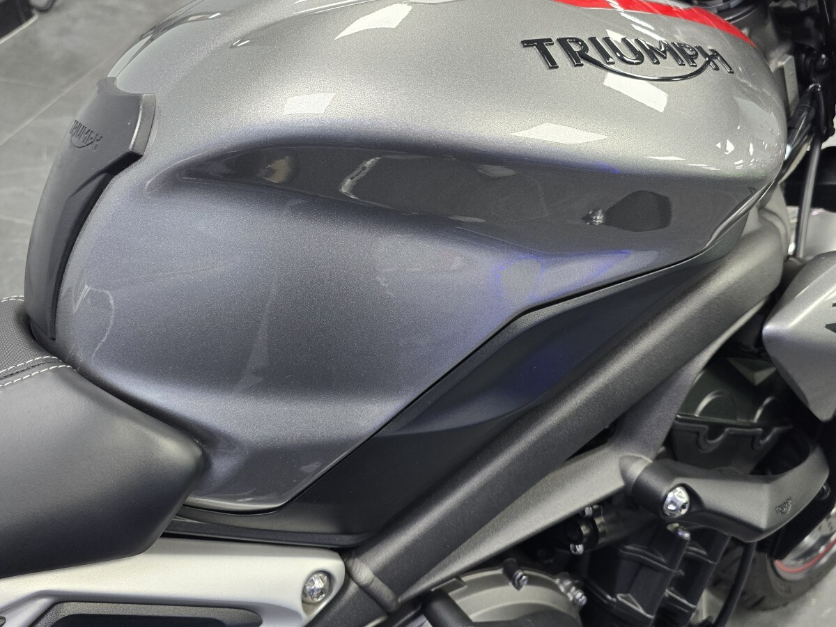 Triumph STREET TRIPLE 765 RS