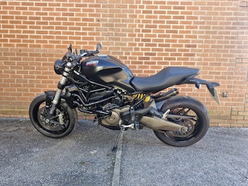 Used Ducati Monster 821 2015 for sale - bike-78169075: Photo