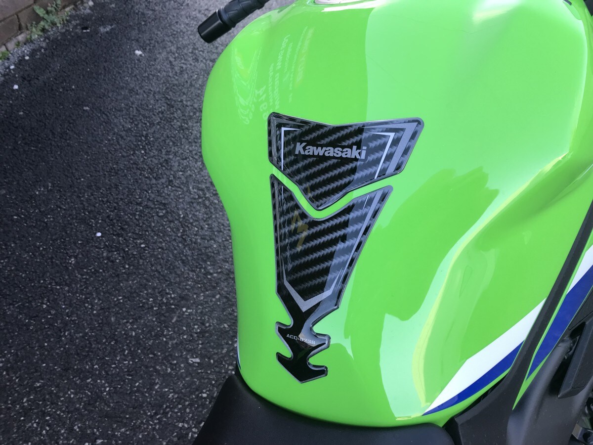 Kawasaki Ninja ZX-4RR ZX400