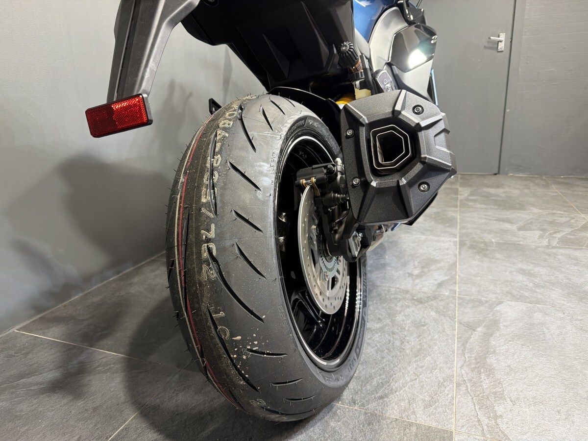 Kawasaki Ninja 1100 SX SE